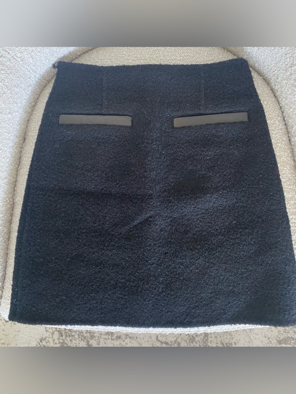 Theory Black Bouclé/Wool style Mini Skirt with back zip. Size 0.